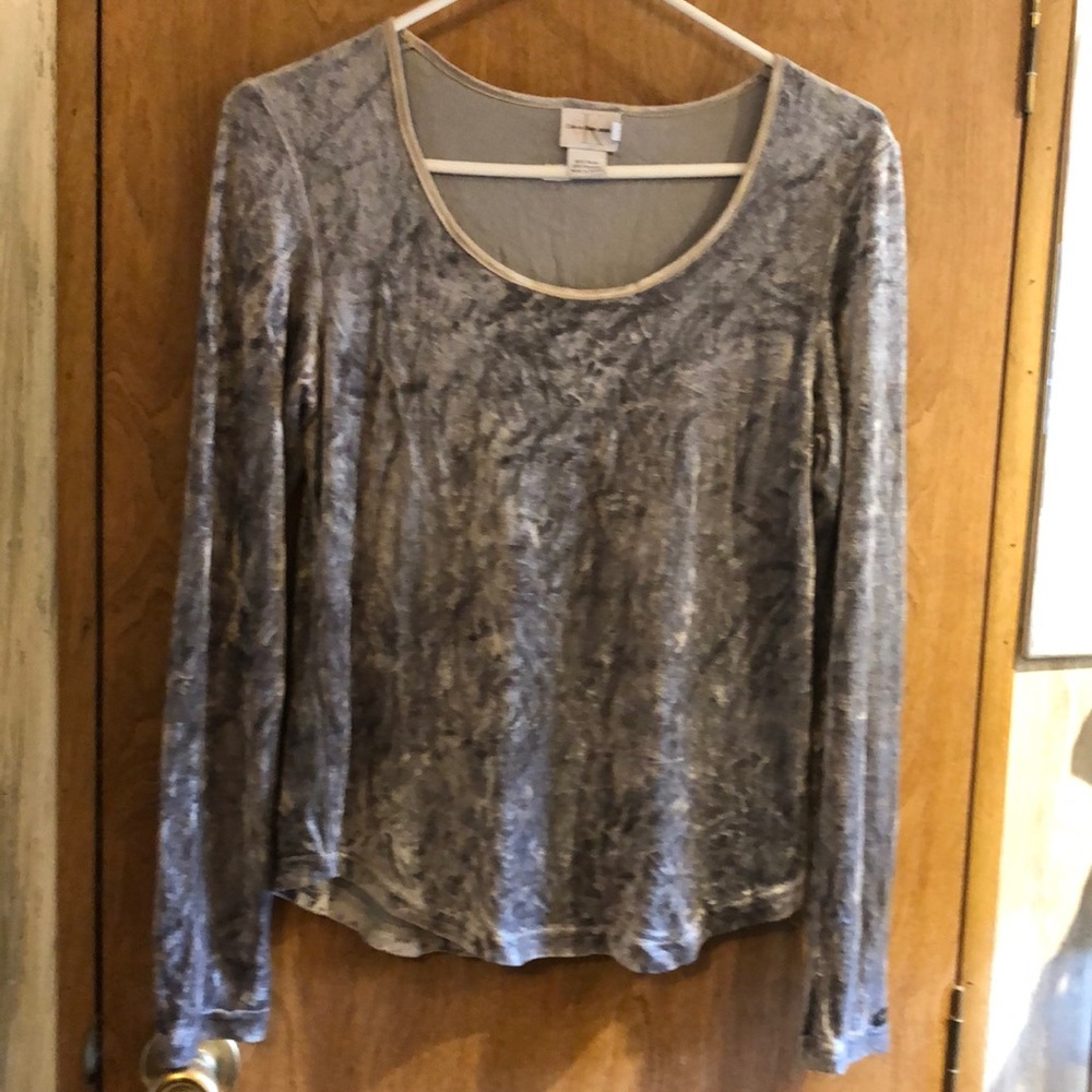 Long sleeve top